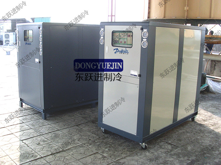 水冷箱式冷水機(jī)哪家好 水冷箱式冷水機(jī)哪家好